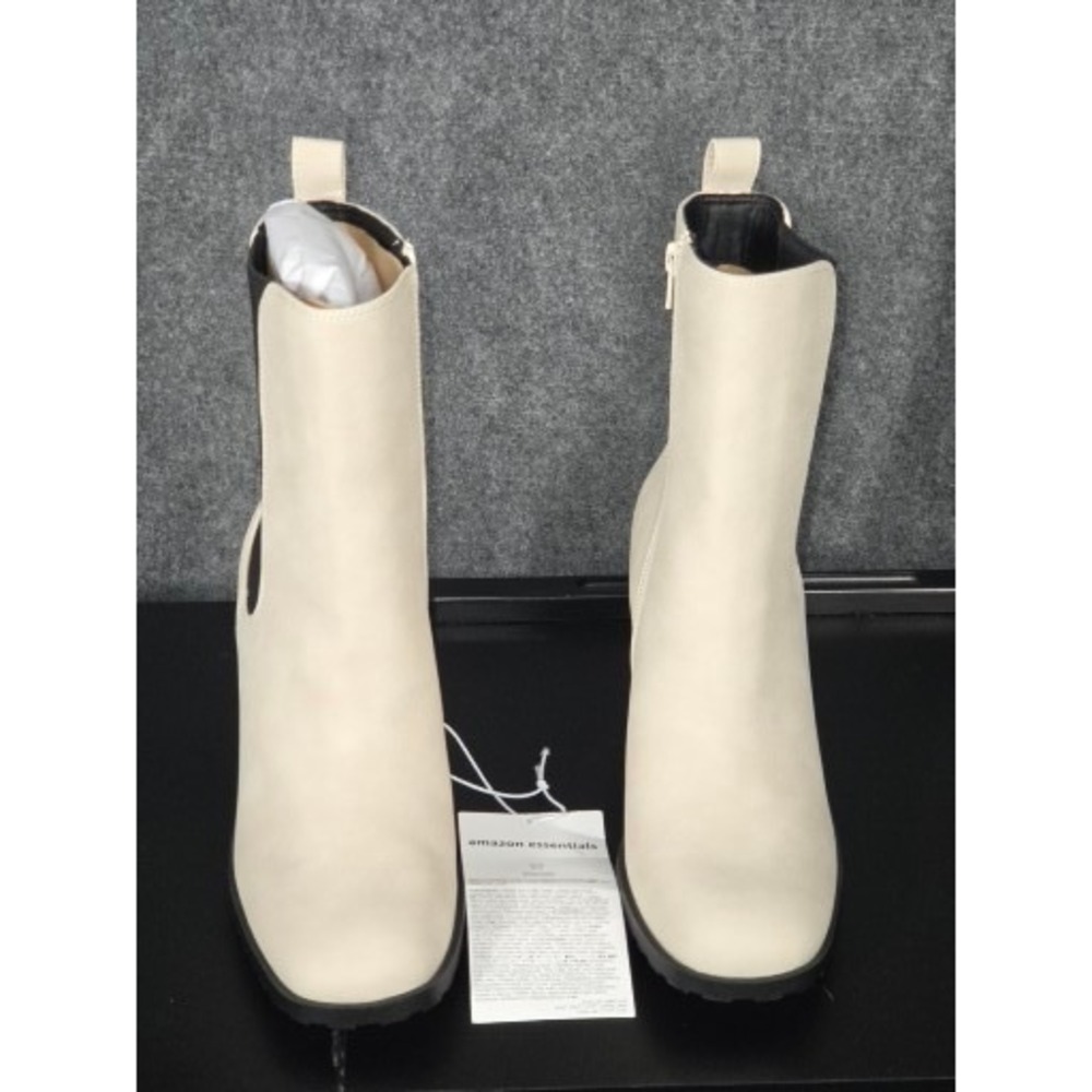 Amazon Essentials Women Ivory Faux Leather Block Heel Chelsea Boots Size‎ 8.5 - Picture 2 of 9